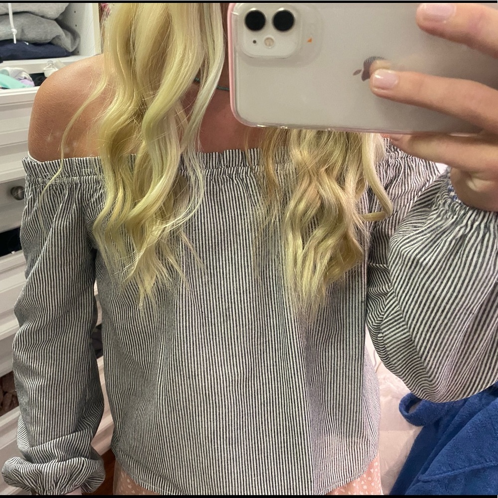 off the shoulder brandy melville top